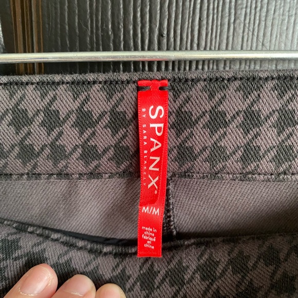 NWT Spanx Gray & Black Houndstooth Stretch Pants-Size M - Picture 3 of 7